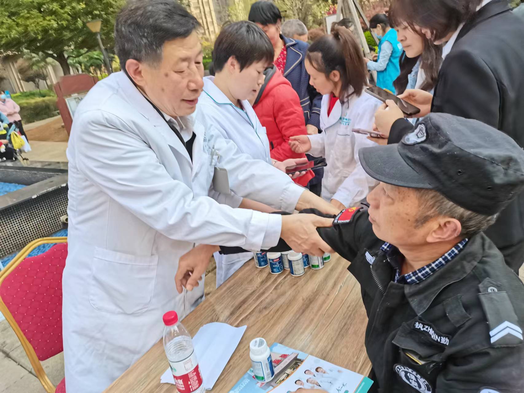 桐乡最新24小时高价回收医保长沙方法分析(最方便真实的桐乡长沙医废处理方法)